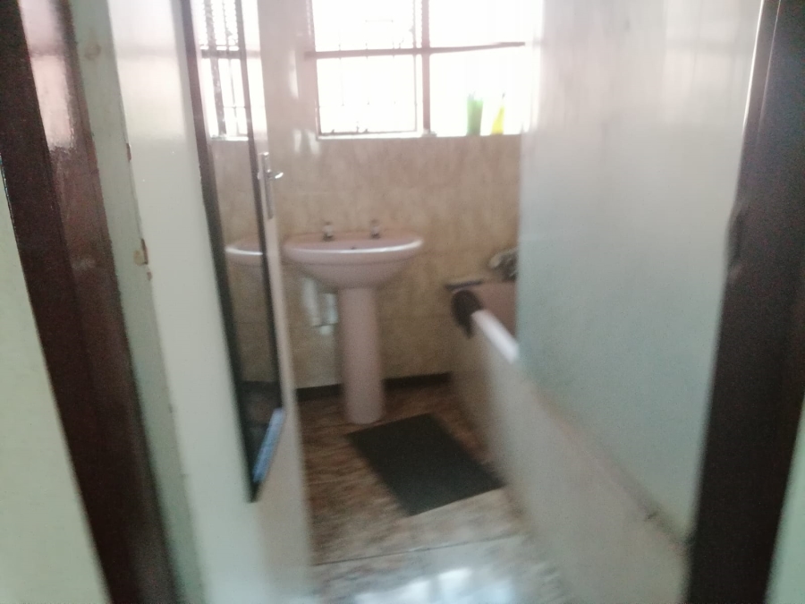 To Let 3 Bedroom Property for Rent in Tlhabane West North West